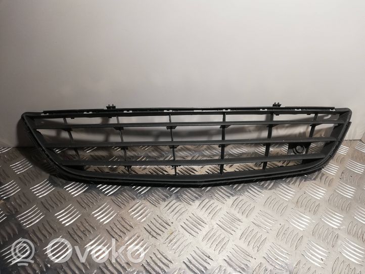 Opel Corsa D Grille de calandre avant 13179942