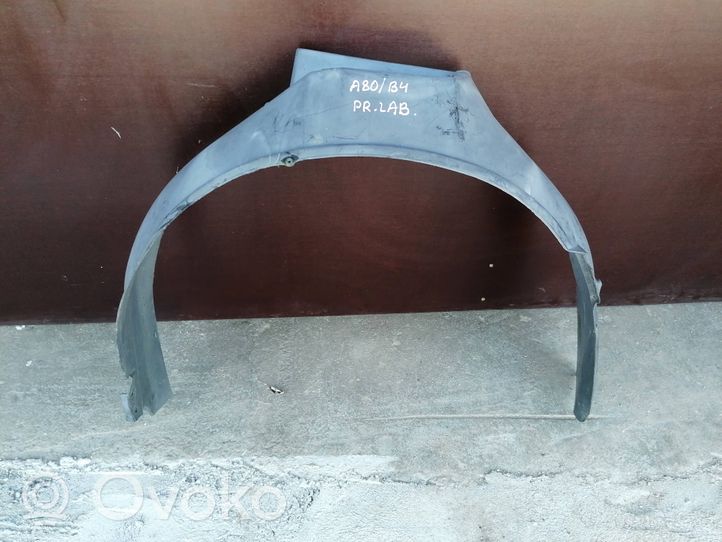 Audi 80 90 S2 B4 Rivestimento paraspruzzi passaruota anteriore 8A0821172D