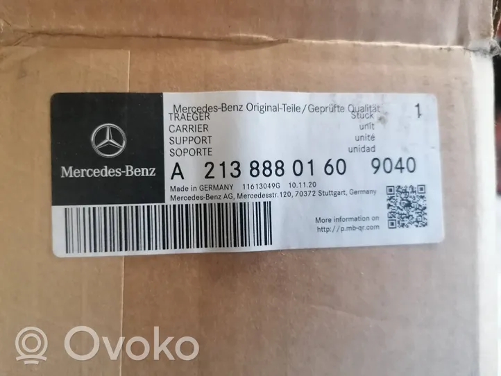 Mercedes-Benz E W213 Etupuskurin jakajan koristelista A2138880160