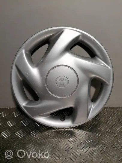 Toyota Corolla E120 E130 R 15 riteņa dekoratīvais disks (-i) 4260216130