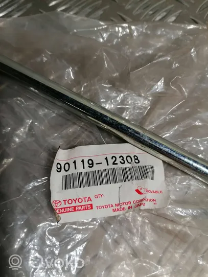 Toyota RAV 4 (XA30) Śruba mocowania koła zapasowego 9011912308