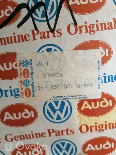 Volkswagen PASSAT B3 Osłona przeciwsłoneczna szyberdachu 357857551A