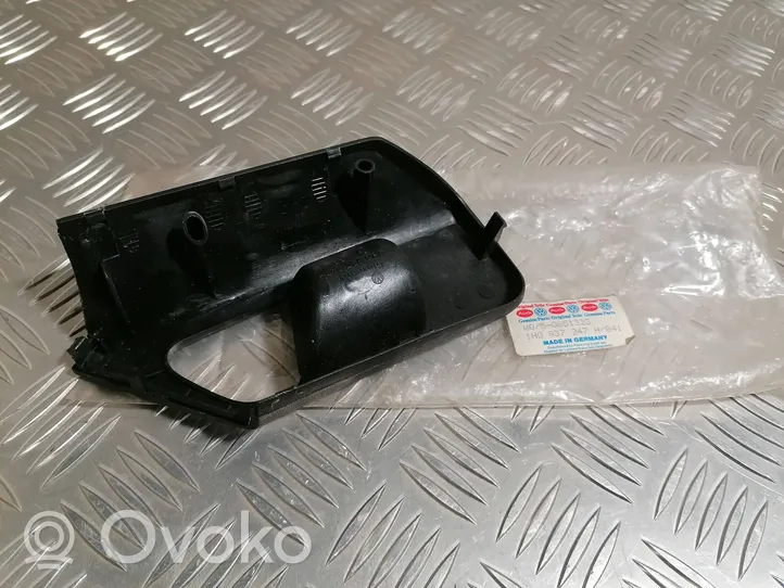 Volkswagen Golf III Altro elemento di rivestimento della portiera anteriore 1H0837247H