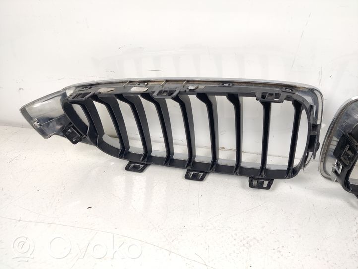 BMW 4 F32 F33 Griglia superiore del radiatore paraurti anteriore 7294817