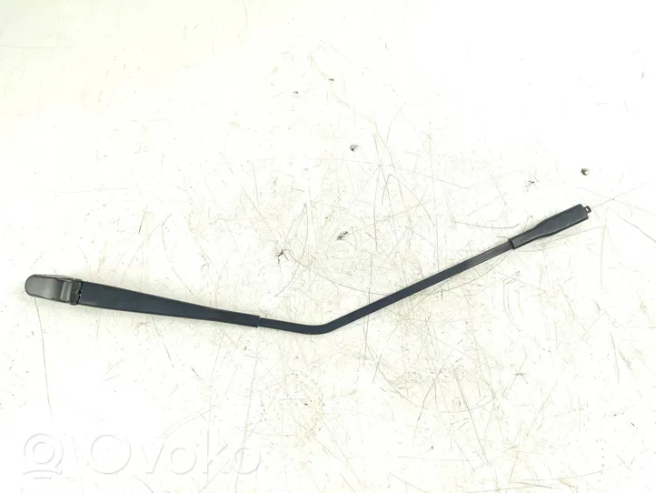 Opel Insignia A Rear wiper blade arm 13227421