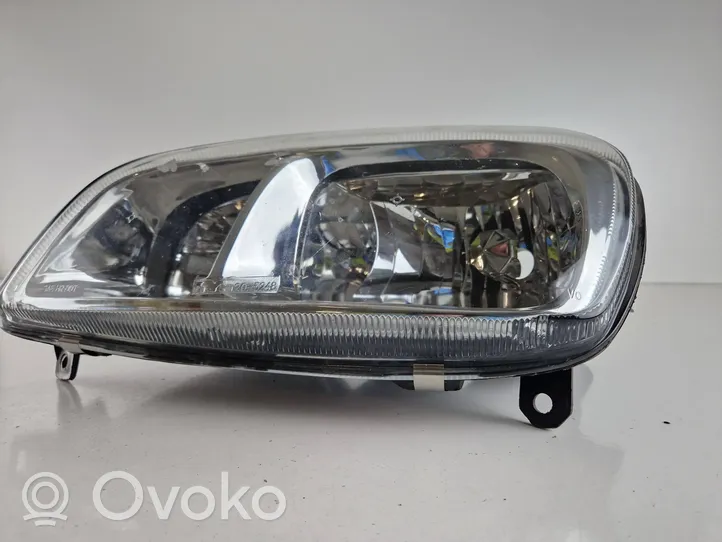 Toyota RAV 4 (XA10) Lampa przednia 205248