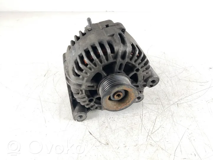 BMW 5 E60 E61 Generatore/alternatore 