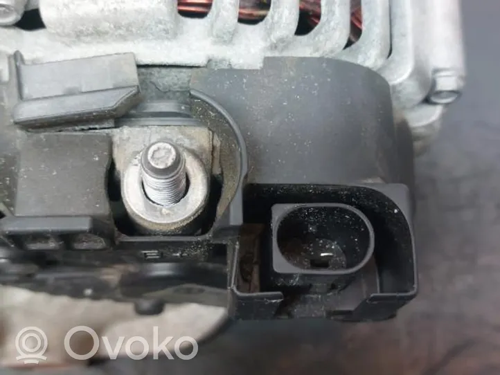 BMW 3 E92 E93 Alternador 