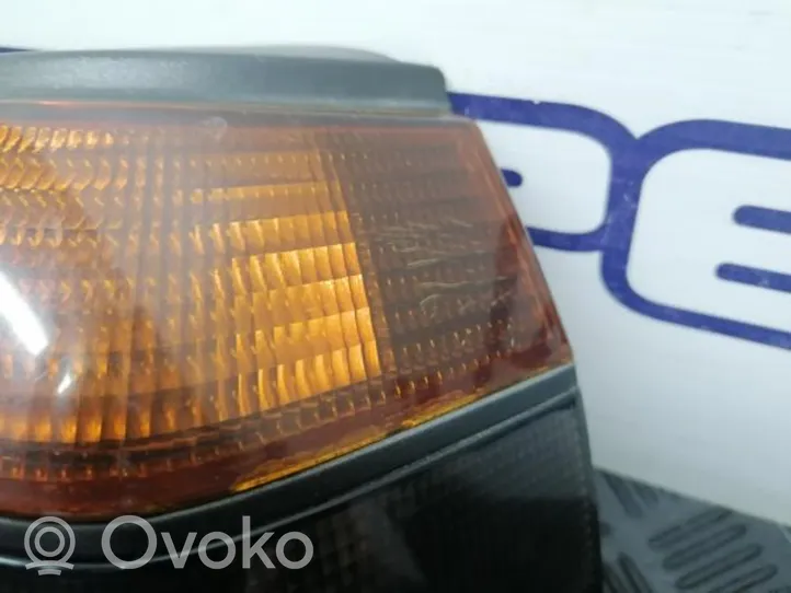 Volkswagen Golf III Lampy tylnej klapy bagażnika 