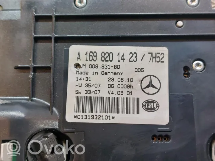 Mercedes-Benz A W169 Cassetto/ripiano 