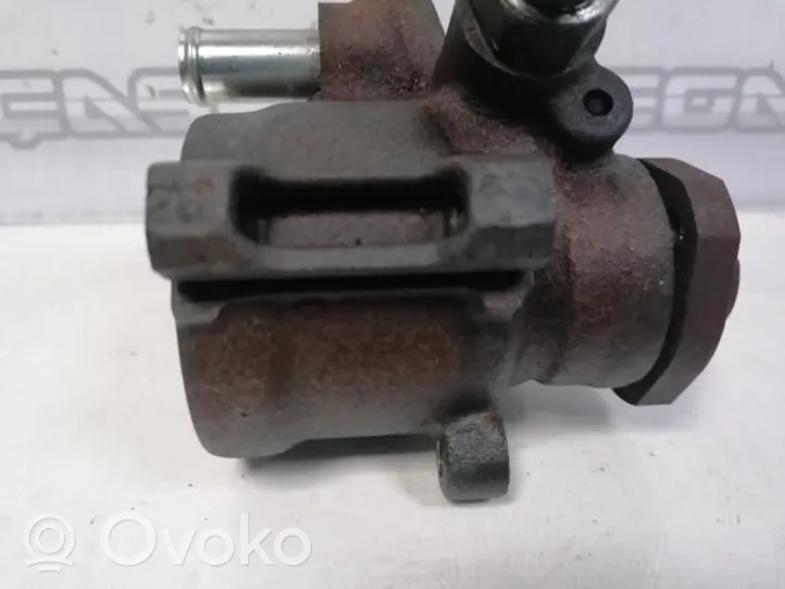 Volkswagen Golf IV Power steering pump 