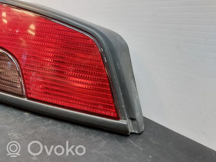 Peugeot 306 Takaluukun takavalot 