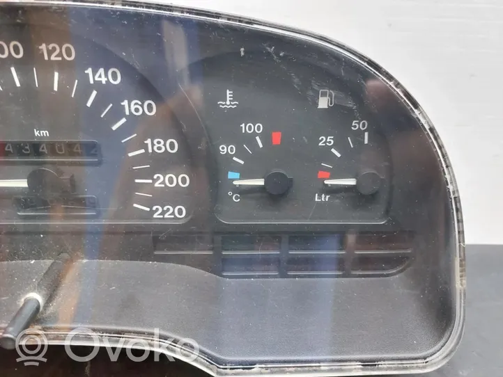 Opel Astra F Compteur de vitesse tableau de bord 