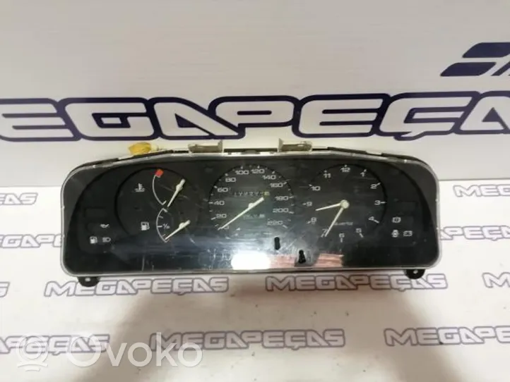 Nissan Primera Compteur de vitesse tableau de bord 