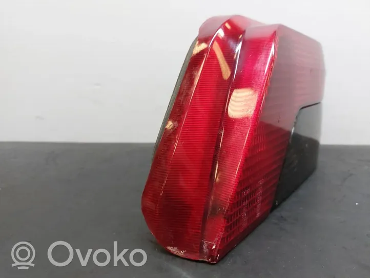 Peugeot 309 Tailgate rear/tail lights 