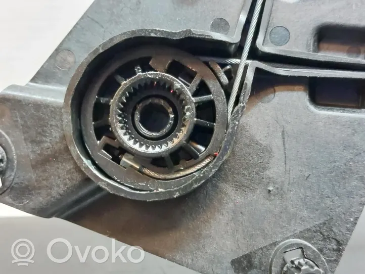 Volkswagen Polo VI AW Mechanizm podnoszenia szyby tylnej bez silnika 