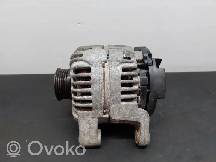 Opel Astra H Alternator 