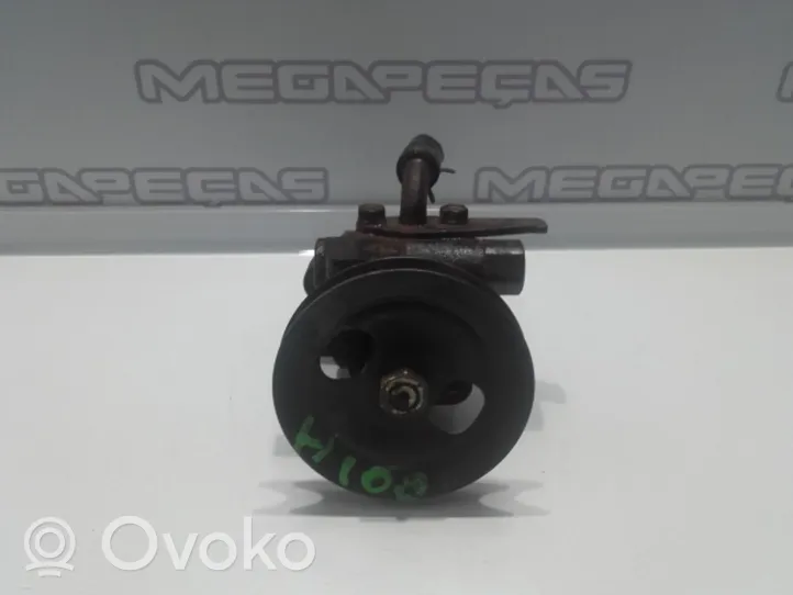 Hyundai H-100 Power steering pump 