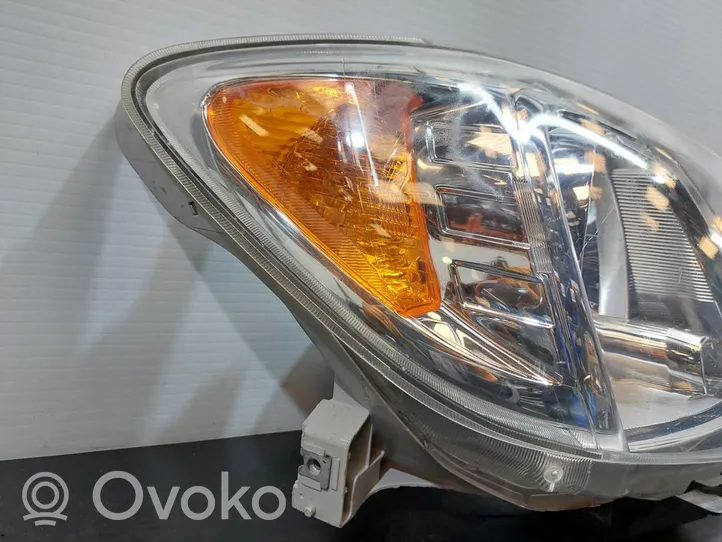 Toyota Hilux (AN10, AN20, AN30) Priekšējais lukturis 