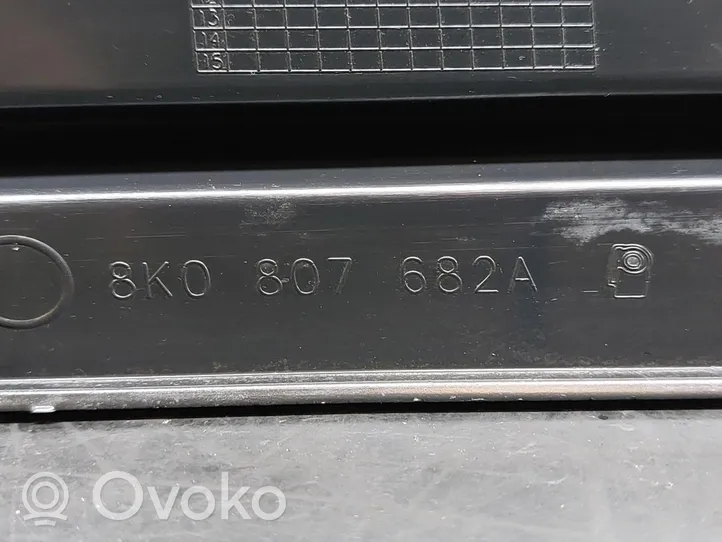 Audi A4 S4 B8 8K Etusäleikkö 