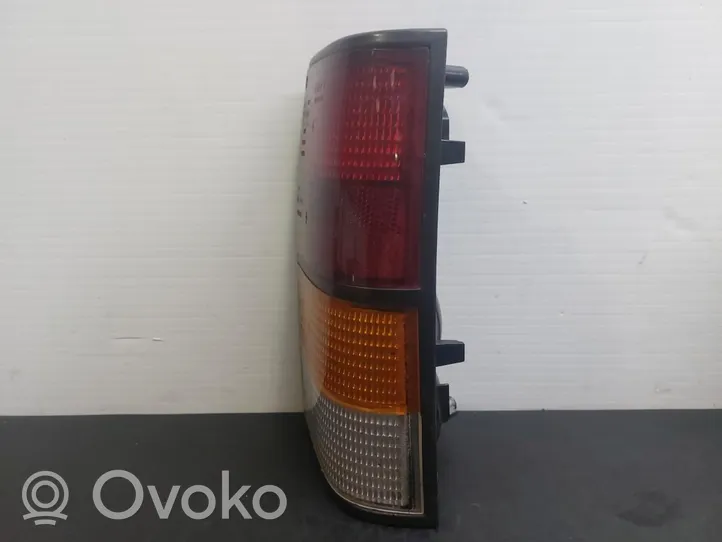 Opel Corsa A Lampy tylnej klapy bagażnika 