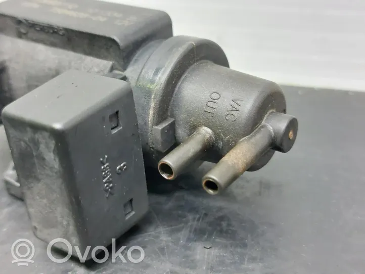 BMW 6 F12 F13 Solenoidinis vožtuvas 