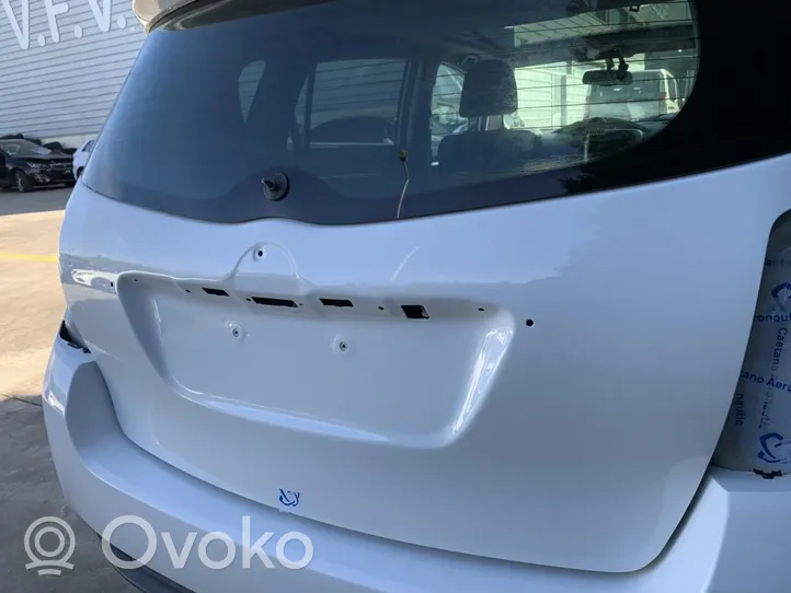 Toyota Verso Takaluukun/tavaratilan kansi 