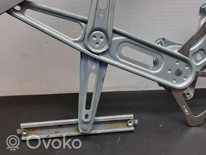 Toyota Yaris Front window lifting mechanism without motor 