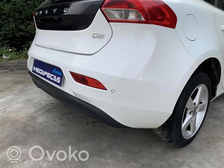 Volvo V40 Cross country Puskuri 