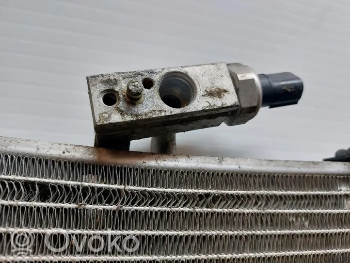 Mercedes-Benz CLK C207 A207 Radiateur condenseur de climatisation 