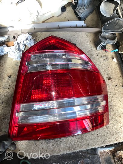 Mercedes-Benz GL X164 Lampa tylna A1648200564