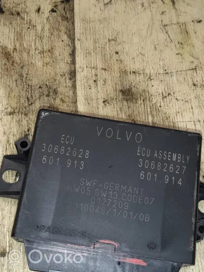 Volvo XC90 Parkavimo (PDC) daviklių valdymo blokas 30682628