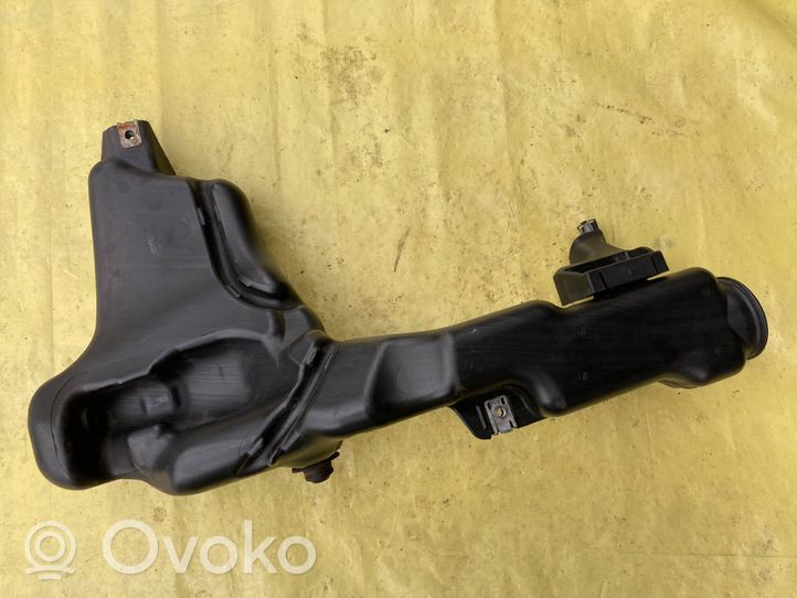 Mercedes-Benz C AMG W204 Réservoir de liquide lave-glace A2048601560