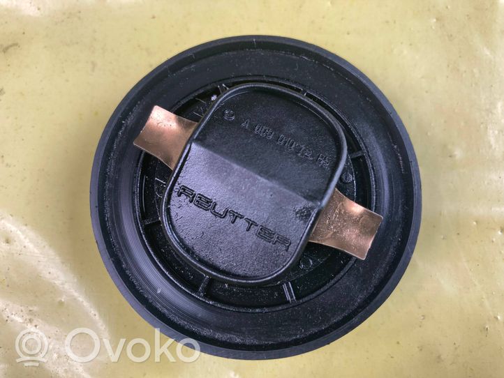 Mercedes-Benz B W245 Oil filler cap A0000101285