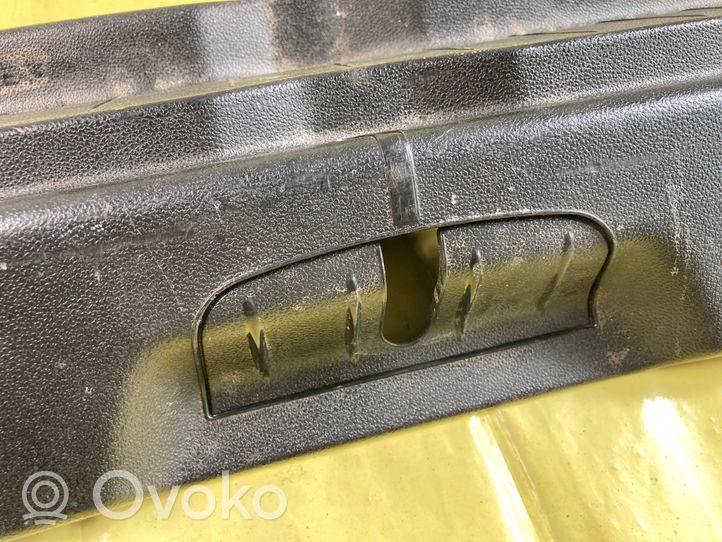 Mercedes-Benz B W245 Rivestimento di protezione sottoporta del bagagliaio/baule A1696900141