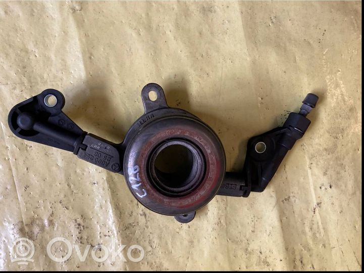 Mercedes-Benz C W204 Pomocniczy cylinder łożyska wciskowego sprzęgła A0002542508