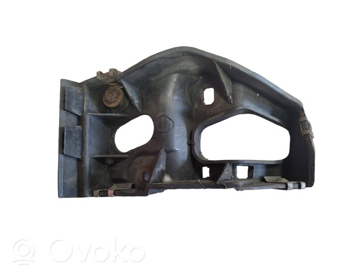 Audi A4 S4 B7 8E 8H Supporto di montaggio del parafango 8E0853921D