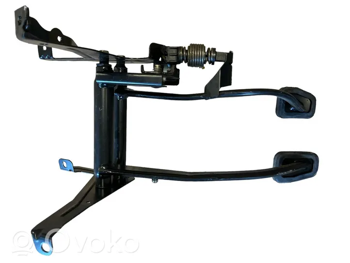 Volvo S80 Pedal assembly 