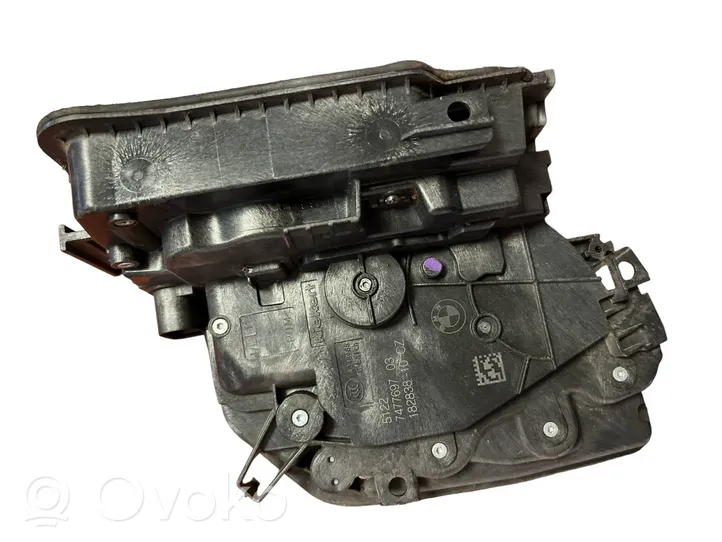 BMW 5 G30 G31 Etuoven lukko 7477697