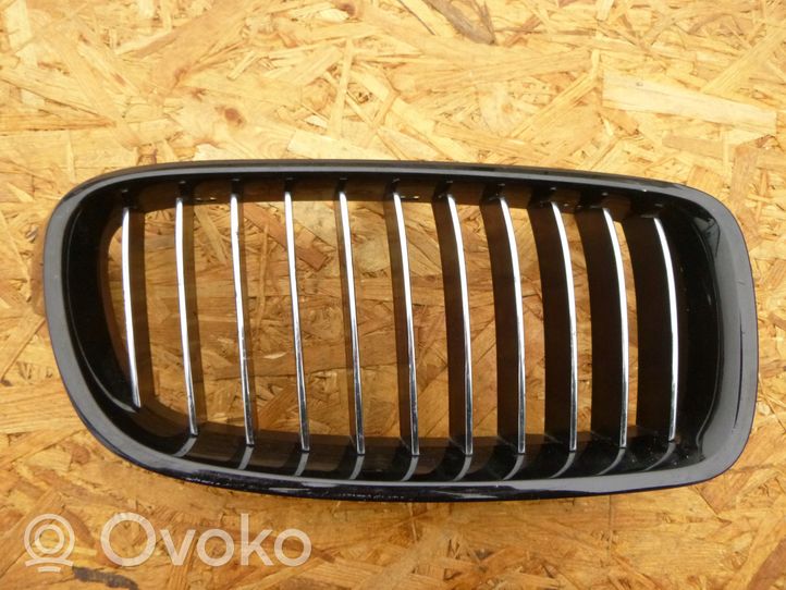 BMW 3 F30 F35 F31 Grille de calandre avant 51137405835