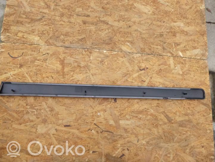 Mitsubishi Colt CZ3 Moulure de porte avant 98044506