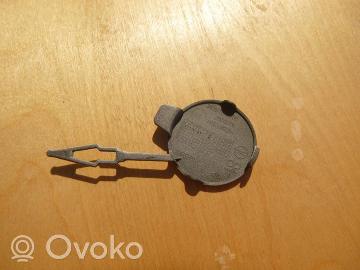 Opel Corsa F Takapuskurin hinaussilmukan suojakansi 9829776480