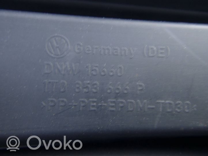 Volkswagen Touran I Verkleidung Nebelscheinwerfer / Gitter vorne 1T0853666P
