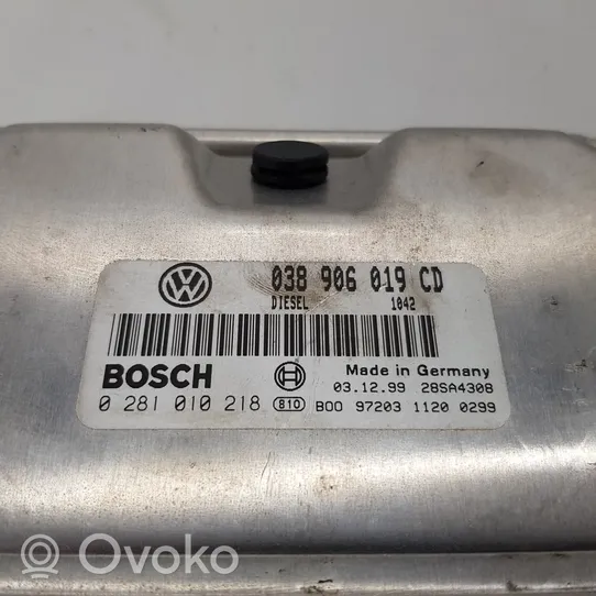 Volkswagen PASSAT B5 Centralina/modulo del motore 038906019CD
