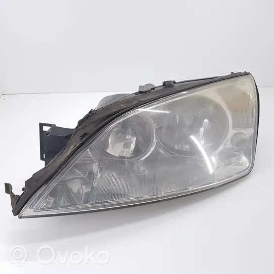 Ford Mondeo Mk III Faro/fanale 1305235544