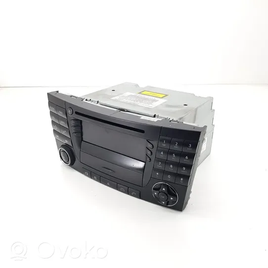 Mercedes-Benz E W211 Unità principale autoradio/CD/DVD/GPS A2118201079