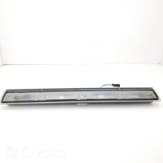 Cadillac STS Seville Takaluukun rekisterikilven valon palkki 16515625