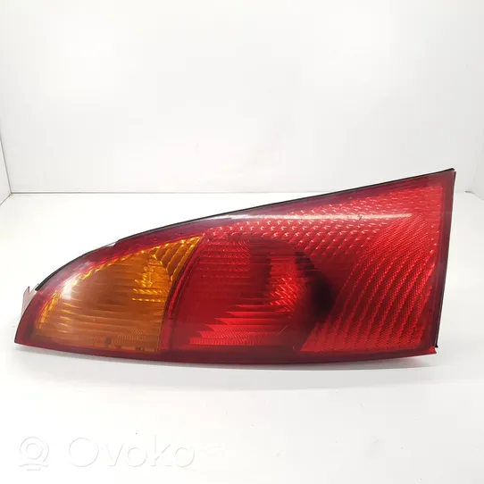 Ford Focus Luci posteriori XS4X13405