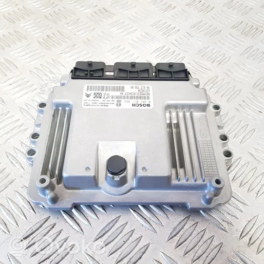 Peugeot 307 Calculateur moteur ECU 9661773380