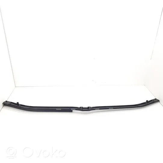 BMW 5 E60 E61 Apdailinė priekinio bamperio juosta 11460913